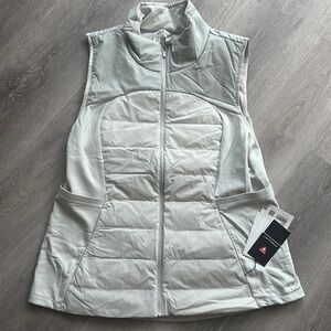 Lululemon down for it all vest - never worn (gift but wrong size)
